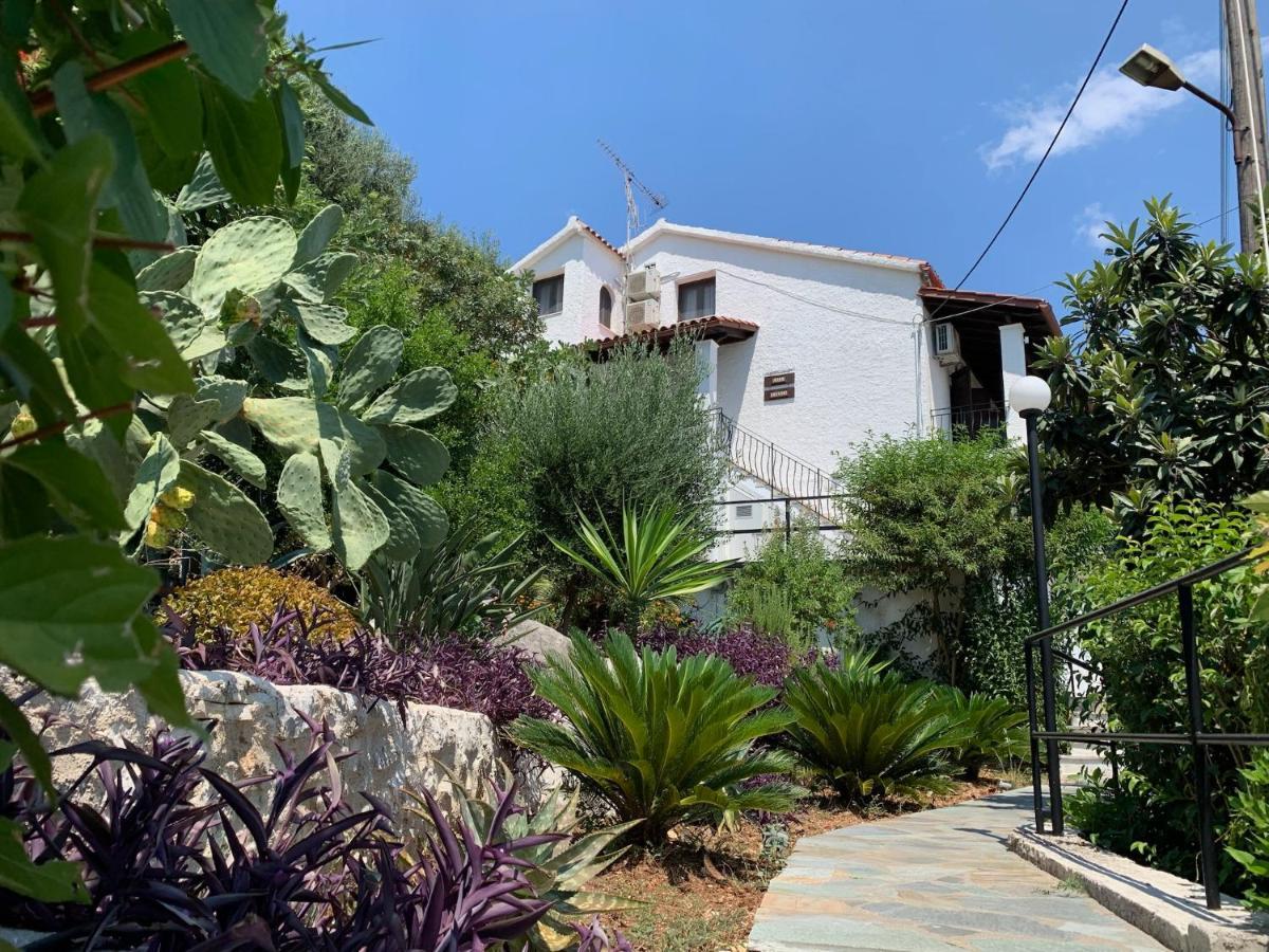 Villa Perris Studios Kassiopi Buitenkant foto