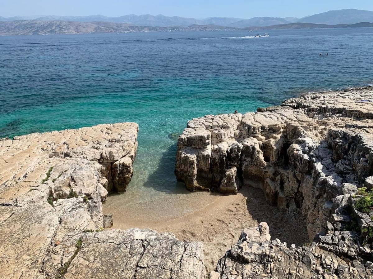Villa Perris Studios Kassiopi Buitenkant foto