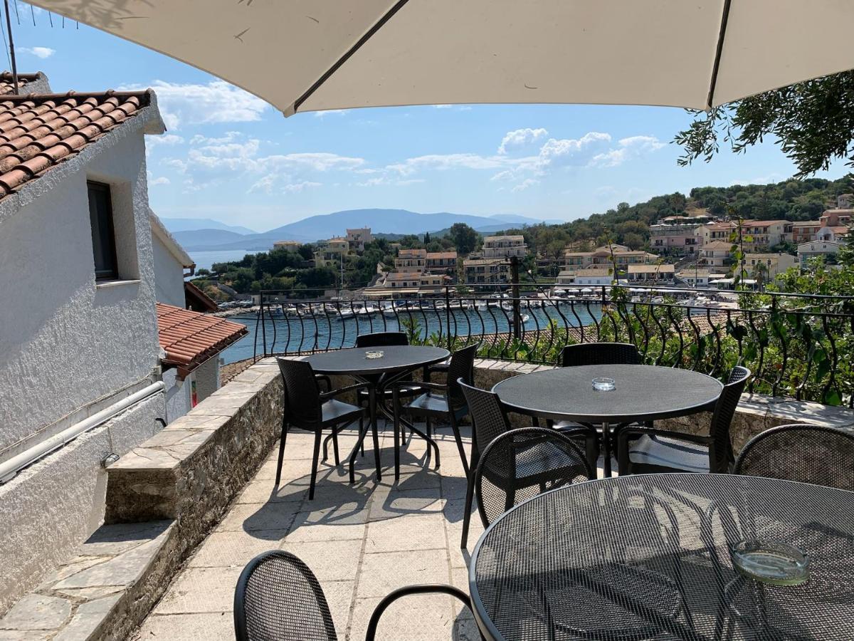 Villa Perris Studios Kassiopi Buitenkant foto