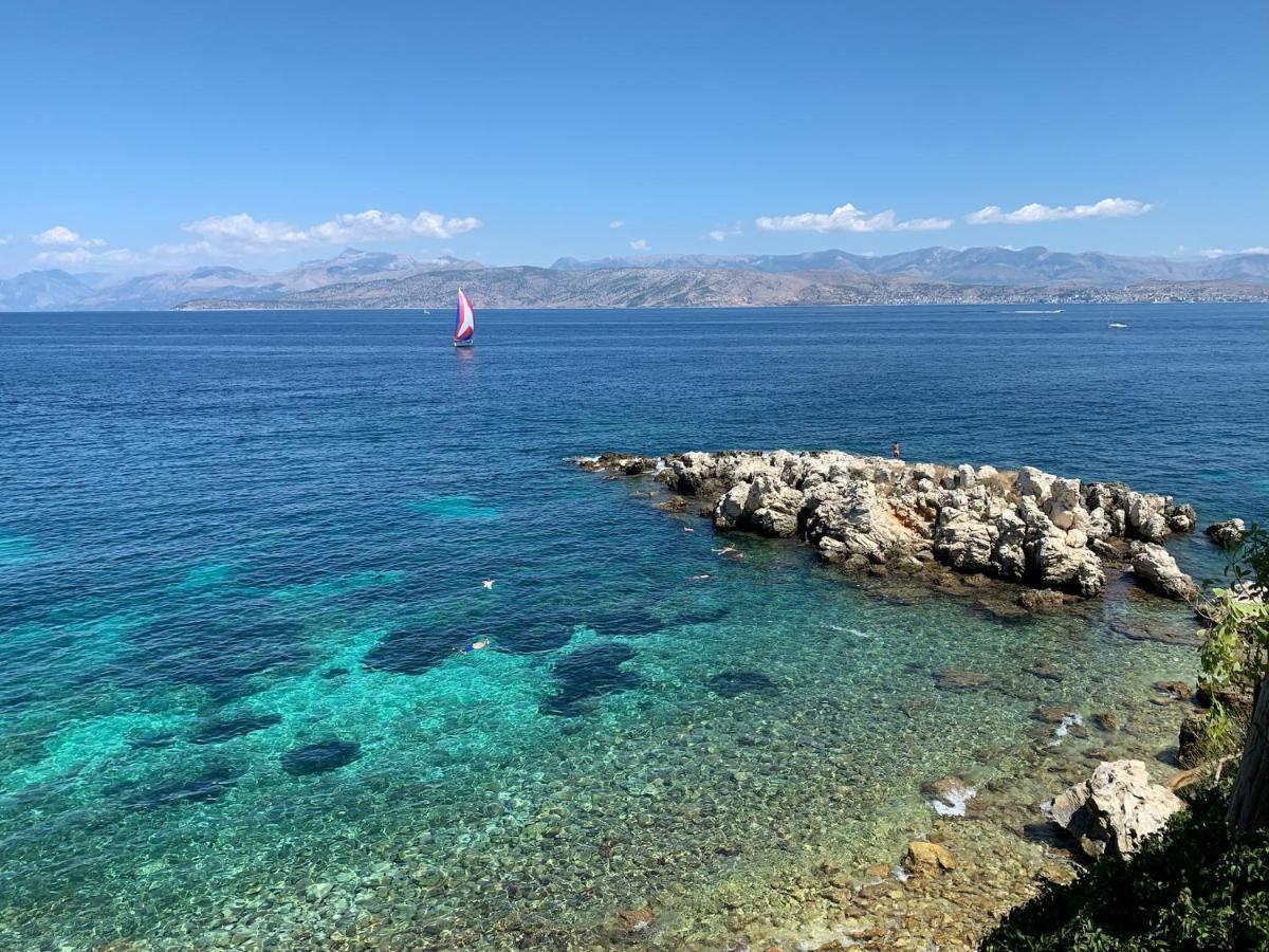 Villa Perris Studios Kassiopi Buitenkant foto