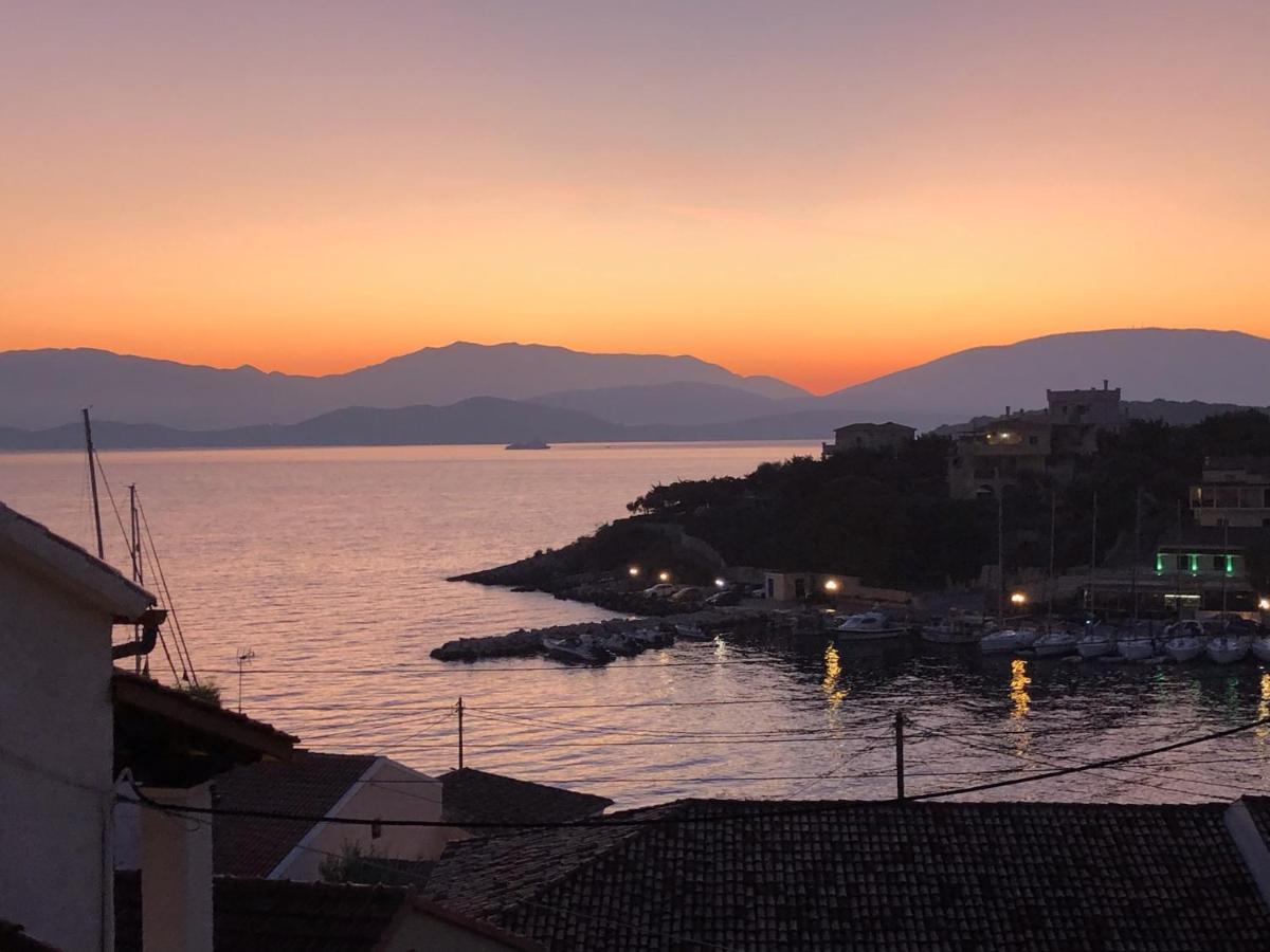Villa Perris Studios Kassiopi Buitenkant foto