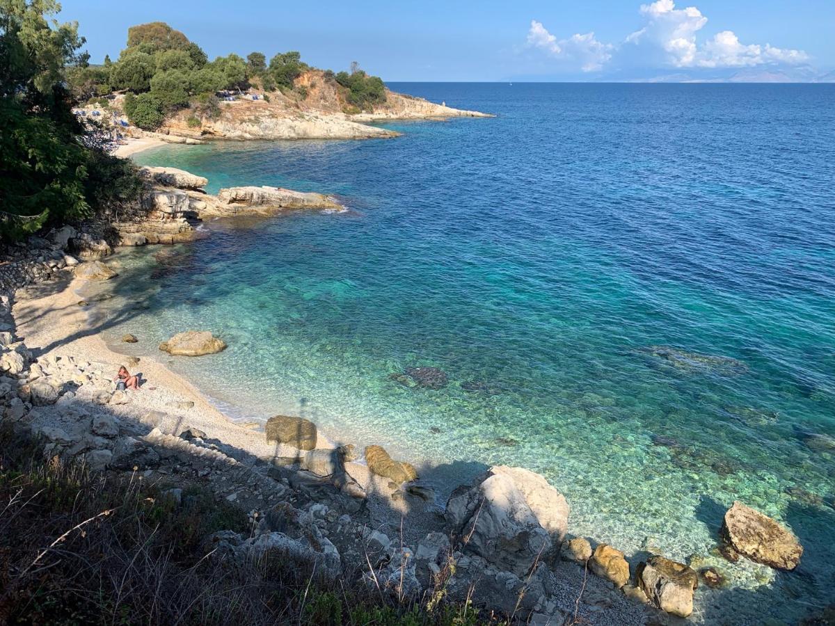 Villa Perris Studios Kassiopi Buitenkant foto
